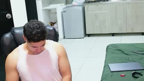 camara110 online show from 04/26/26, 02:53