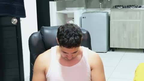 camara110 online show from 04/27/26, 12:30