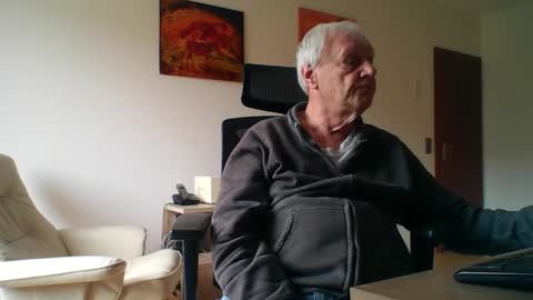 camcologne online show from 03/11/26, 09:37