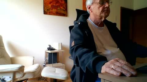 camcologne online show from 04/25/26, 11:13