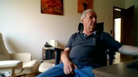 camcologne online show from 04/28/26, 08:41