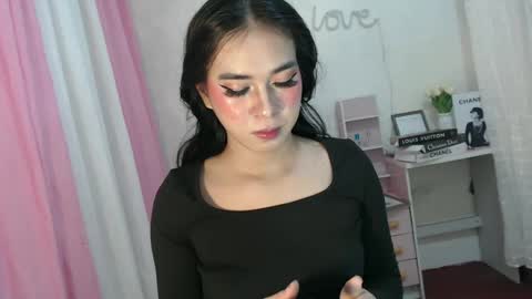 camela_star online show from 12/10/24, 02:16