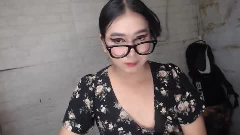camela_star online show from 09/17/25, 05:47