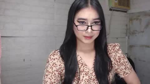 camela_star online show from 09/24/25, 10:57