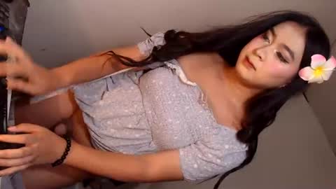 Snapshot of camela_star chatting on 06/21/26, 01:35 camela_star online show from 06/21/26, 01:35