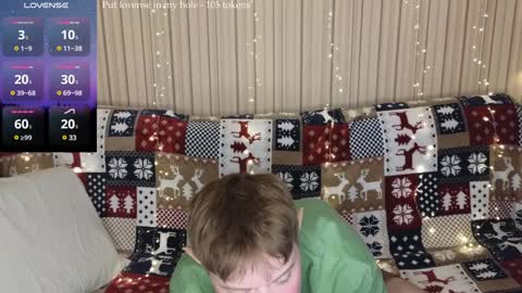 Snapshot of cameron_crowly chatting on 12/24/24, 11:38 Cameron online show from 12/24/24, 11:38