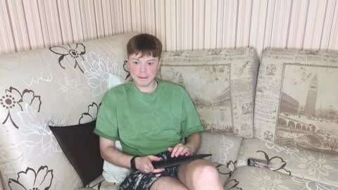 Snapshot of cameron_crowly chatting on 01/15/25, 12:15 Cameron online show from 01/15/25, 12:15