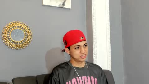 Snapshot of cameron_lux4 chatting on 11/08/25, 12:49 CAMERON online show from 11/08/25, 12:49