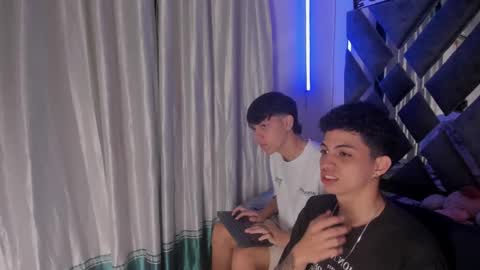 Snapshot of cameron_lux4 chatting on 12/20/25, 12:34 CAMERON online show from 12/20/25, 12:34