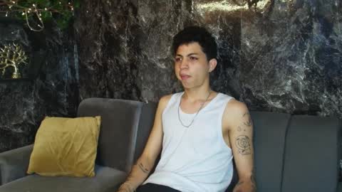 Snapshot of cameron_lux4 chatting on 01/16/26, 12:42 CAMERON online show from 01/16/26, 12:42