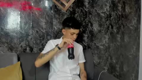 Snapshot of cameron_lux4 chatting on 05/02/26, 03:22 CAMERON online show from 05/02/26, 03:22