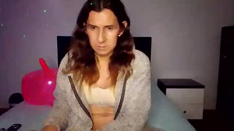 Mara Catalina Romero Ordez online show from 10/14/25, 04:24