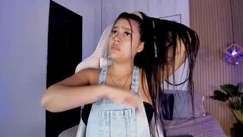 Cameron  online show from 10/13/25, 07:36