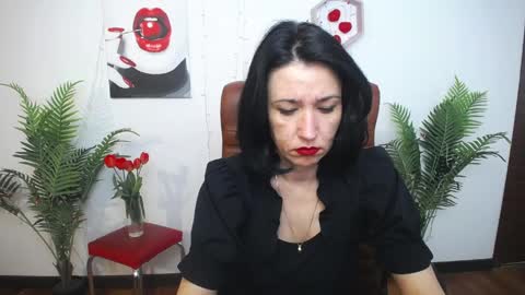 Snapshot of cameronenns chatting on 04/25/26, 01:52 Cameronenns online show from 04/25/26, 01:52