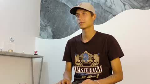 cameronsilverman online show from 06/17/26, 08:32