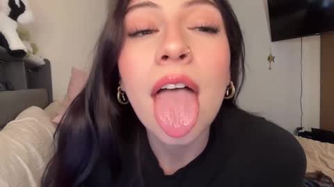 Camila online show from 02/17/26, 08:26