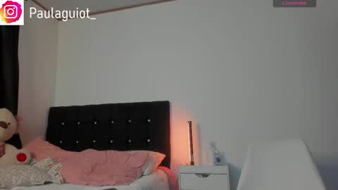 Snapshot of cami_hunter chatting on 02/11/25, 05:40   online show from 02/11/25, 05:40