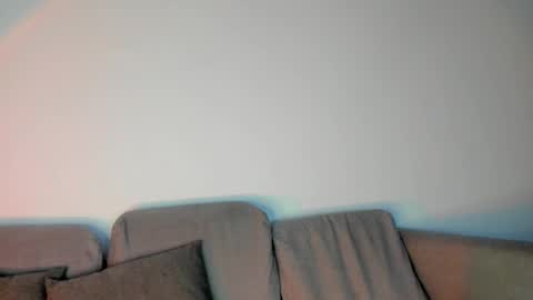 Snapshot of cami_hunter chatting on 10/27/25, 10:36   online show from 10/27/25, 10:36