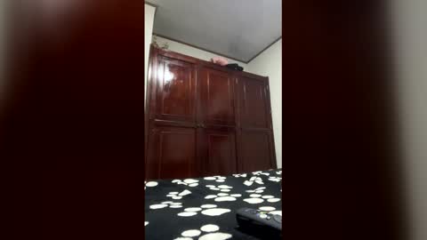   online show from 01/11/26, 06:29