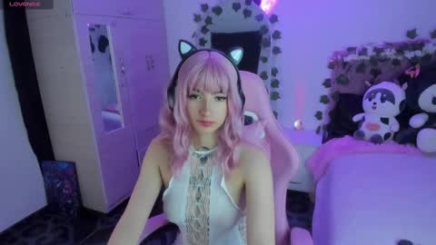 Snapshot of cami_mila99 chatting on 03/10/25, 02:39 CAMI  online show from 03/10/25, 02:39