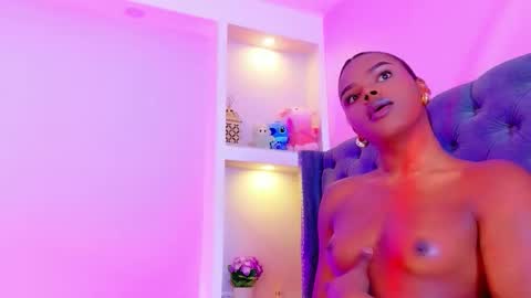 camiestrada online show from 12/03/25, 01:20