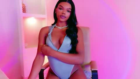 camiestrada online show from 03/02/26, 09:21