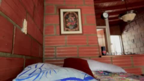 camii19y online show from 10/28/25, 03:14