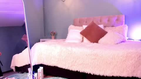 Cami online show from 05/01/26, 04:17