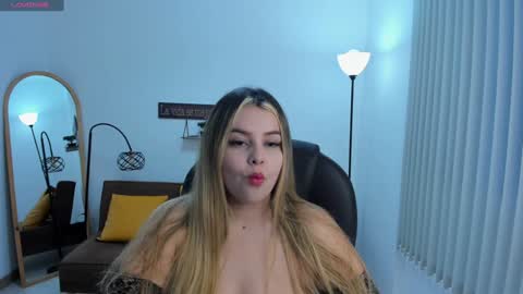 Camila online show from 01/11/25, 11:13