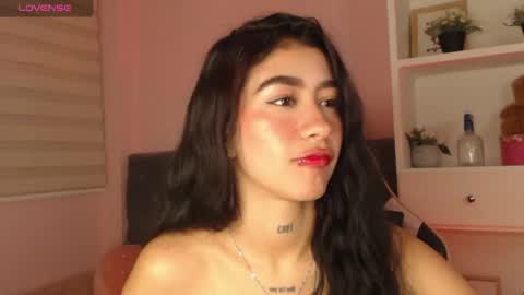 Snapshot of camiilaatorres chatting on 05/16/26, 12:40 camila online show from 05/16/26, 12:40