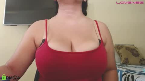 Camila  online show from 11/22/25, 02:27