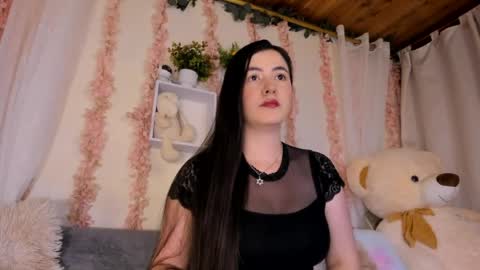 Snapshot of camiilalopee chatting on 05/20/26, 11:22 Camii Lopez online show from 05/20/26, 11:22