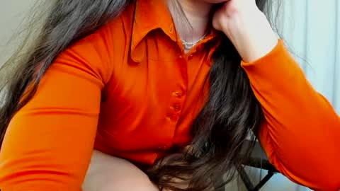 Snapshot of camila_berk chatting on 01/02/25, 10:58 Cami online show from 01/02/25, 10:58