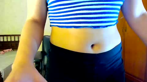 Snapshot of camila_berk chatting on 02/13/25, 04:22 Cami online show from 02/13/25, 04:22