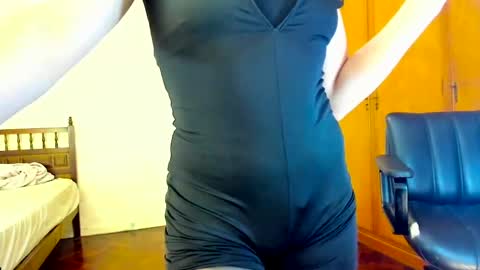 Snapshot of camila_berk chatting on 02/23/25, 09:33 Cami online show from 02/23/25, 09:33