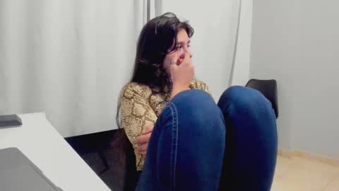 Cami online show from 12/02/25, 04:51