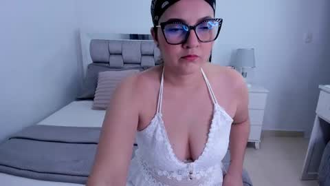 Snapshot of camila_buitrago chatting on 05/23/26, 12:16 Camila buitrago online show from 05/23/26, 12:16