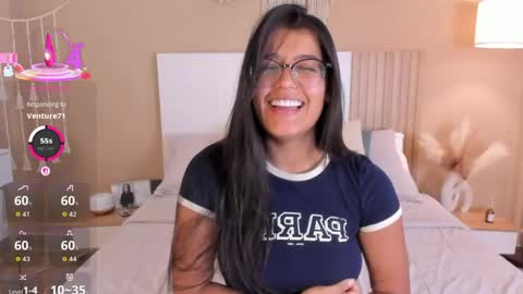 camila_bustamante_ online show from 05/02/26, 04:56