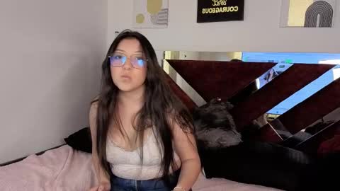 Snapshot of camila_eclipse chatting on 10/23/25, 02:05 camila_eclipse online show from 10/23/25, 02:05