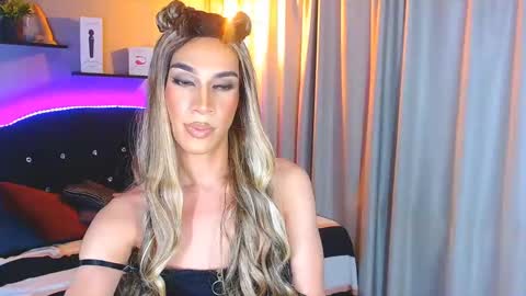 Camila online show from 12/28/24, 10:03