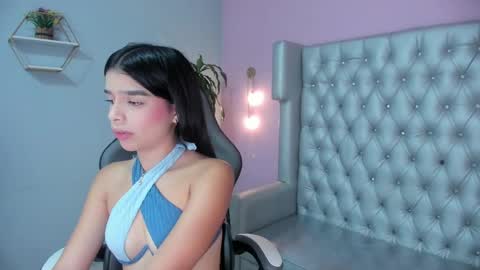 Camila online show from 04/15/26, 07:58