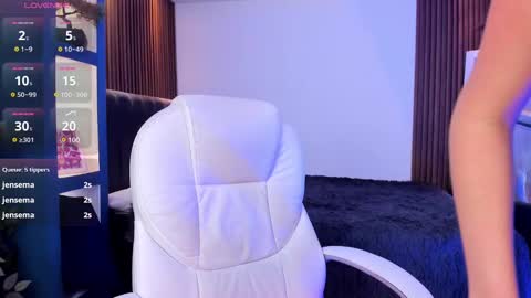 camila_martinez9 online show from 03/07/25, 05:49