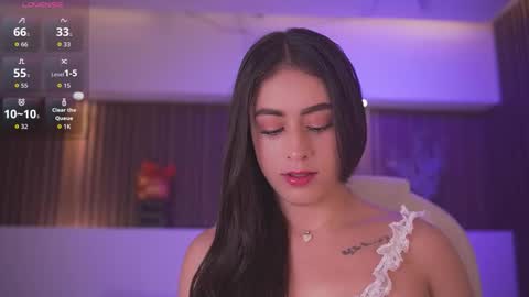 camila_martinez9 online show from 02/13/26, 11:28