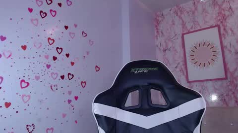 Cami online show from 01/24/25, 11:04