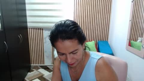 Camila Vargas online show from 05/06/26, 03:39