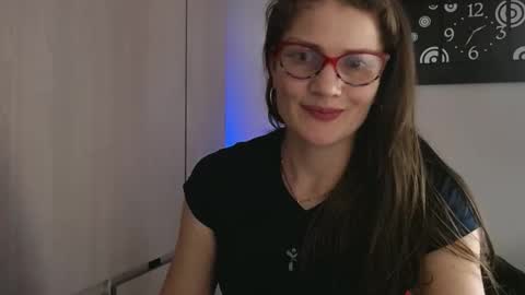 Camila ventura online show from 11/06/25, 07:37