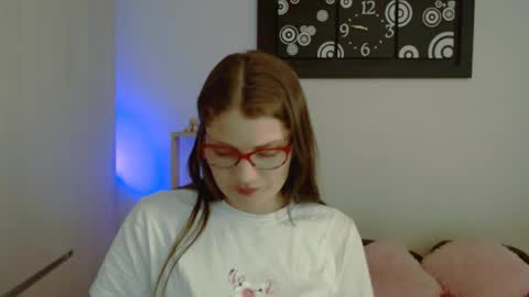 Snapshot of camila_ventura chatting on 05/19/26, 08:26 Camila ventura online show from 05/19/26, 08:26