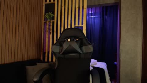    online show from 03/24/26, 07:13