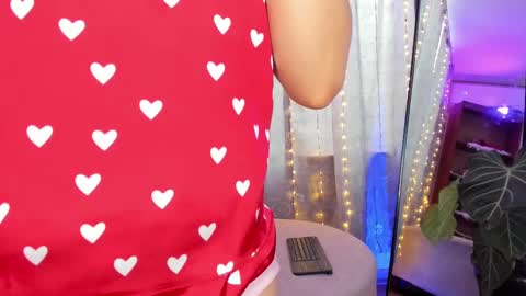 Snapshot of camilaandrade_ chatting on 02/28/25, 02:31 Cami online show from 02/28/25, 02:31