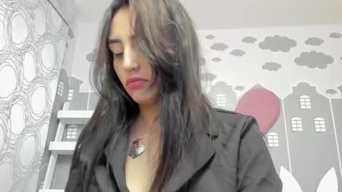 Camila  online show from 01/15/25, 03:33
